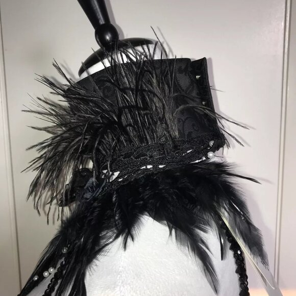 Gothic Lolita Victorian Visual Kei EGL Sculpted Lace & Feather Collar Top OS - Picture 5 of 7